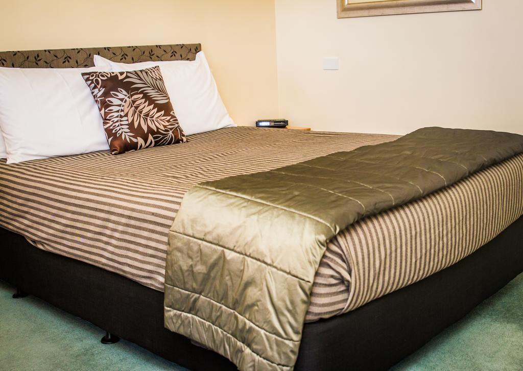 נאפייר Bella Tuscany Motor Lodge מראה חיצוני תמונה