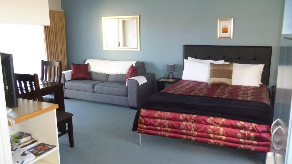 נאפייר Bella Tuscany Motor Lodge מראה חיצוני תמונה
